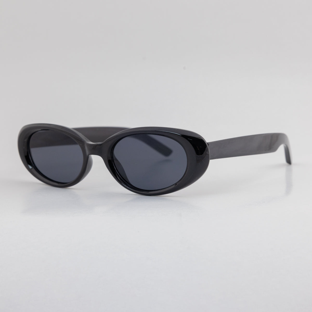 Caprii Black